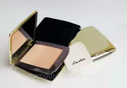 Компактна пудра Guerlain Parure Compace with Crystal Pearls з заміненим блоком, 9+9 гру. Компактна пудра Guerlain Parure Compace with Crystal Pearls з заміненим блоком, 9+9 гру.