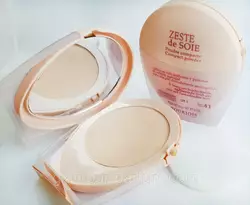 Вирівнює компактна пудра для обличчя Bourjois Zeste de Soie (Буржуа Зест де сю)