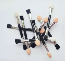 Аплікатор із пензликом для макіяжу 10 шт. Christian (Кристіан) Аплікатор із пензликом для макіяжу 10 шт. Christian (Кристіан)