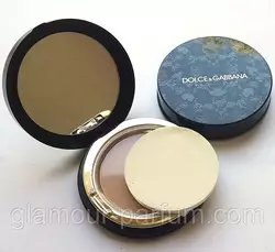 Компактна пудра D&G "Matte and Luminous Translucent" (Матте і Люминос прозорою розсипчастою пудрою) Компактна пудра D&G "Matte and Luminous Translucent" (Матте і Люминос прозорою розсипчастою пудрою)